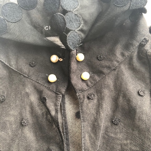 🔶FREE SHIP🔶CHANEL Pearl Button Top - Picture 7 of 15